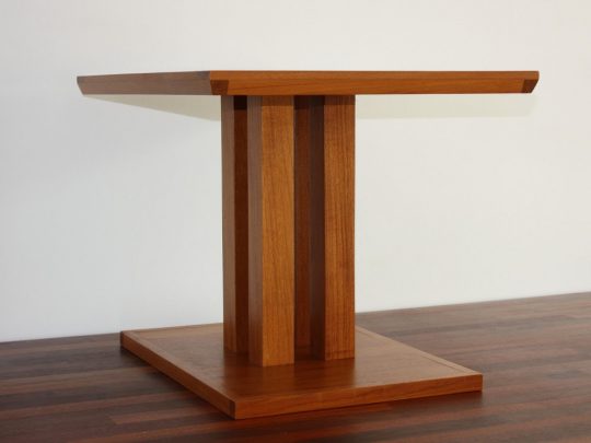 Bijzettafel teak