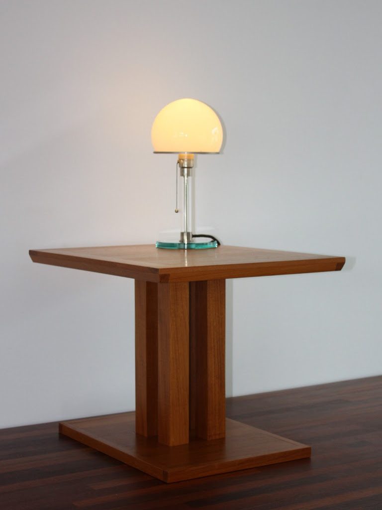 Bijzettafel teak met lamp