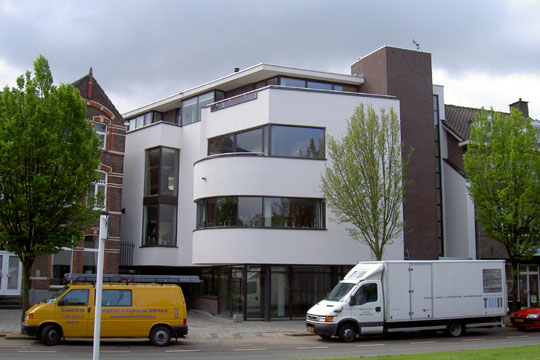 Woongebouw aan de Emmasingel, Weert